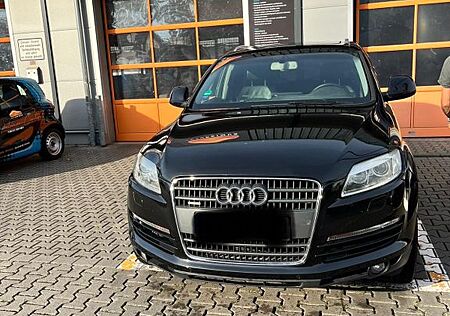 Audi Q7 3.0 TDI (DPF) quattro tiptronic -