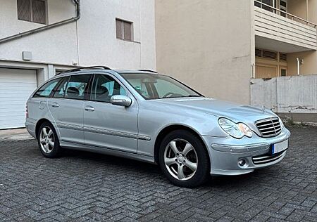 Mercedes-Benz C 180 KOMPRESSOR T AVANTGARDE Avantgarde