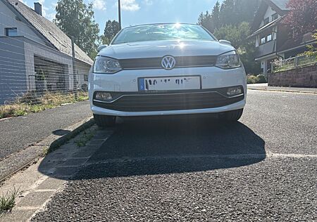 VW Polo Volkswagen 1.2 TSI BMotion Technology Comfortline ...