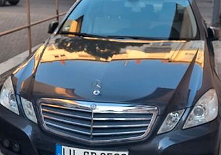 Mercedes-Benz 200