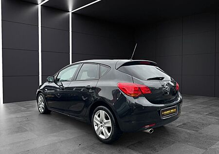 Opel Astra 1.4 Turbo Design Edition