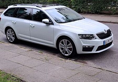 Skoda Octavia 2.0 TDI SCR DSG RS Combi RS