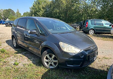 Ford S-Max Titanium 7 Sitzplätze