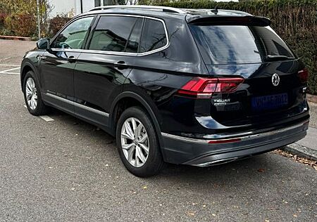 VW Tiguan Allspace Volkswagen 2.0 TDI Highline Allrad
