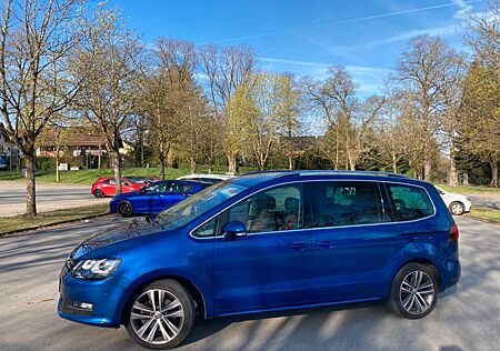 VW Sharan Volkswagen 2.0 TDI SCR 135kW DSG 4MO Highline allrad