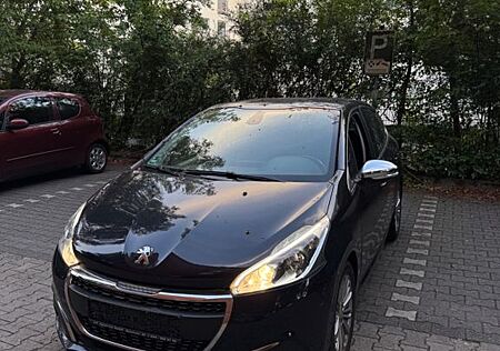 Peugeot 208 PureTech 110 Allure Allure