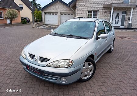 Renault Megane Classic RXE 1.6 16V *Automatik Getriebe *