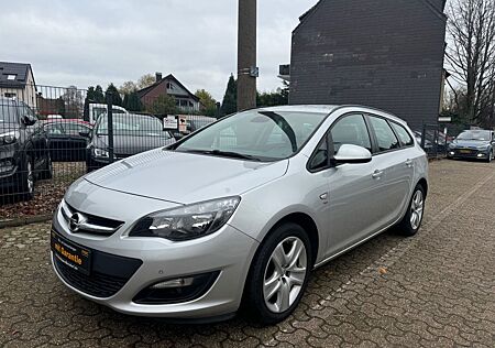 Opel Astra J Sports /2.HAND/PDC/LHZ/SHZ/TEILLEDER