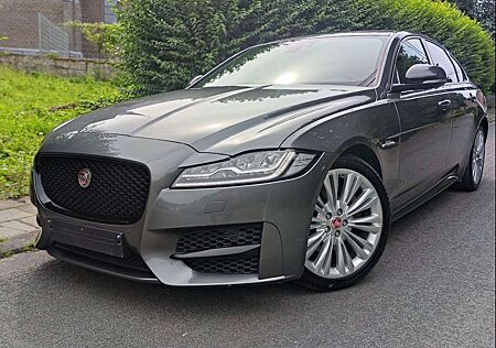Jaguar XF R-Sport Premium