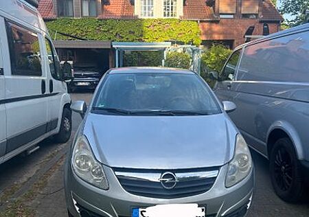 Opel Corsa 1.2 Automatik