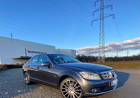 Mercedes-Benz C 250 CGI BlueEFFICIENCY ELEGANCE Autom. ELE...