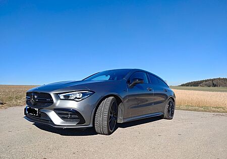 Mercedes-Benz CLA 45 AMG Shooting Brake CLA 35 AMG Shooting Brake Mercedes-AMG CLA 3...
