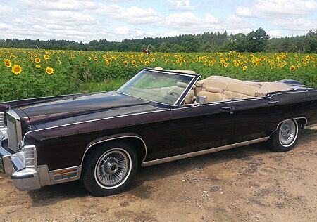 Lincoln Town Car