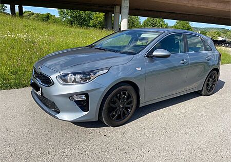 Kia Cee'd / Ceed 1.4 T-GDI VIS NAV KOMF