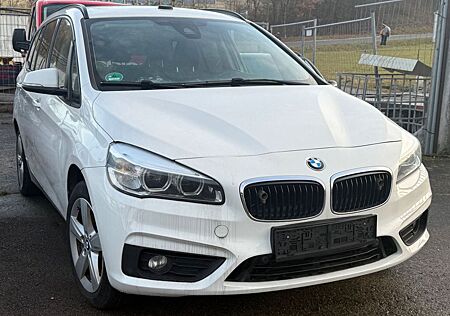 BMW 2er 220 Gran Tourer 220 d xDrive Advantage
