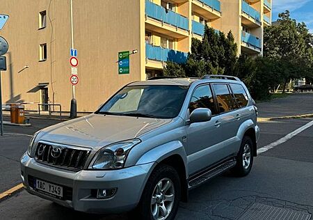 Toyota Land Cruiser 3.0 D-4D Automatik -