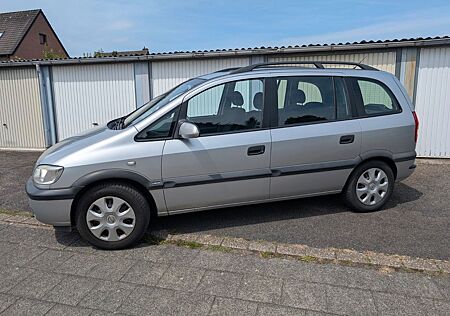 Opel Zafira 1.6 16V Comfort Comfort