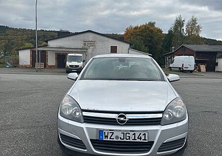 Opel Astra 1.6 Twinport Edition Edition