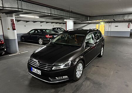 VW Passat Volkswagen 2.0 TDI DSG 4Motion 170PS