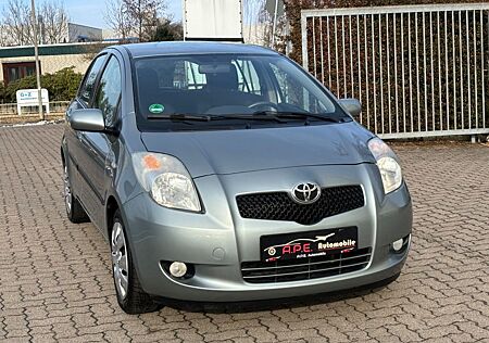 Toyota Yaris Sol 1.4D 1 Hand TÜV NEU 77.000km