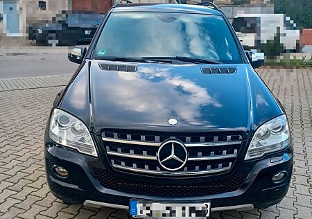 Mercedes-Benz ML 350 4MATIC -