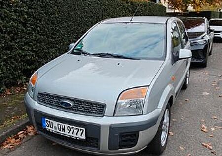 Ford Fusion 1,4 Benzin