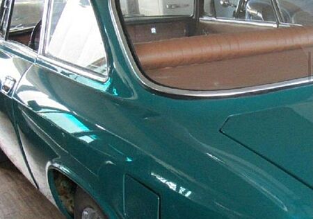 Alfa Romeo Junior GT 1300 Kantenhaube