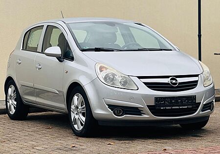 Opel Corsa D Edition 1.2 TÜV 01/26