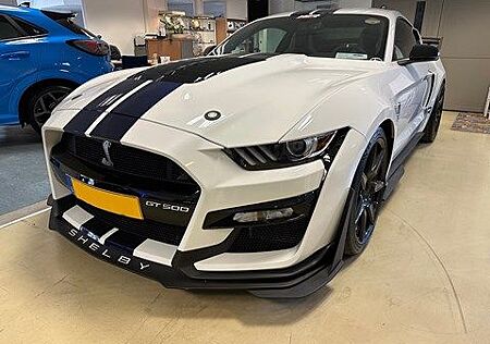 Ford Mustang Shelby GT 500