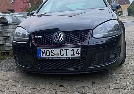 VW Golf Volkswagen GTI /200PS /TÜV neu