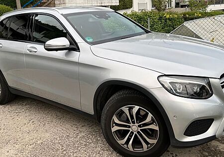 Mercedes-Benz 250 GLC