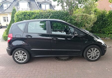 Mercedes-Benz A 170 ELEGANCE Autotronic Elegance