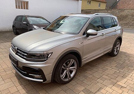 VW Tiguan Volkswagen Highline BMT/Start-Stopp 4Motion LED AHK