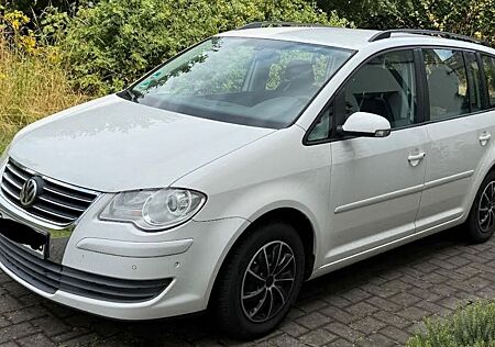 VW Touran Volkswagen 2.0 TDI 103kW DPF -