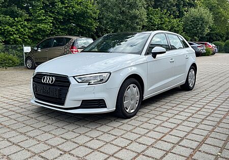 Audi A3 1.4 TFSI XENON PDC LEDER NAV PANO STANDHZ