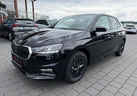 Skoda Fabia 130 KLIMAAUTO KAMERA ALU SHZ PDC SMARTLINK
