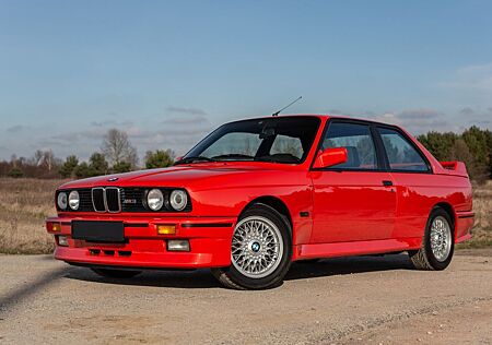 BMW M3 Hennarot, Top zustand