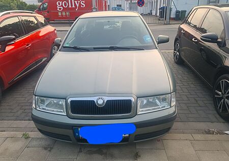 Skoda Octavia 1.6 Ambiente Ambiente