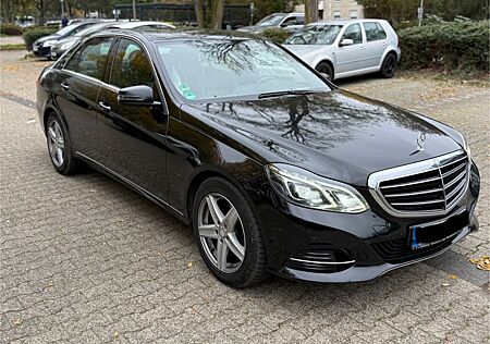 Mercedes-Benz E 250 AVANTGARDE