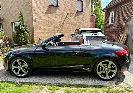 Audi TT Roadster 2.0 TFSI S tronic -