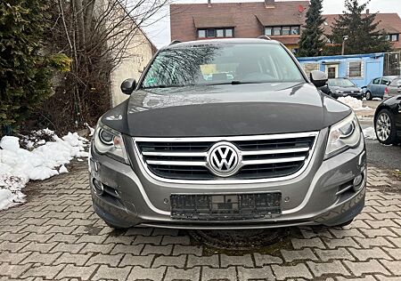 VW Tiguan Volkswagen 2.0 TDI Track & Field 4x4