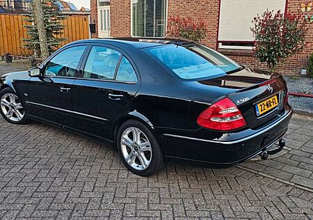 Mercedes-Benz E 500 AVANTGARDE