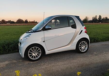Smart ForTwo coupé 1.0 71 Ps mhd Passion, Klima