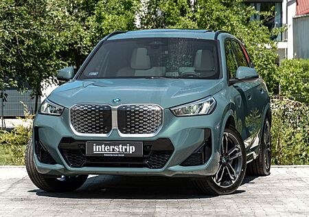 BMW iX1 20 eDrive M SPORT.MASSAGE..H/K.PANO.LHZ.
