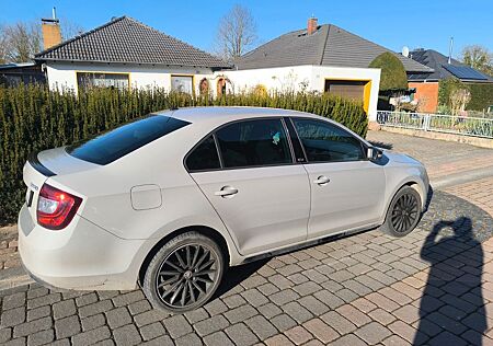 Skoda Rapid 1.0 TSI Monte Carlo Monte Carlo