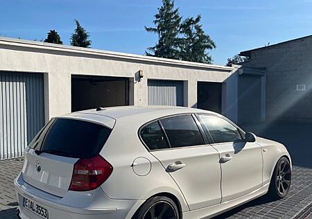 BMW 123d -