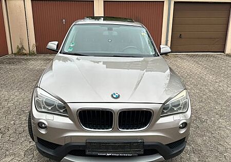 BMW X1 xDrive20d Automatik Panorama