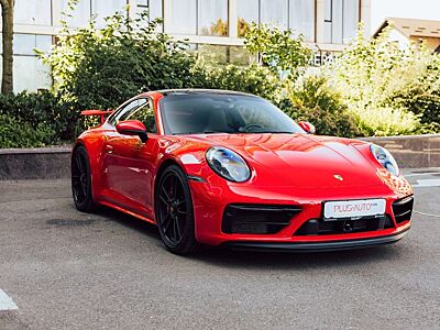 Porsche 911 Carrera 4 GTS