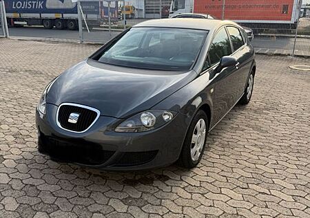 Seat Leon 1.6 Comfort, TÜV neu, Scheckheft