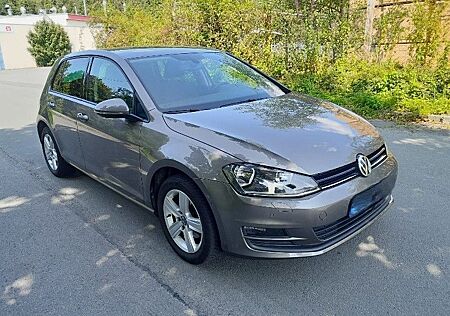 VW Golf Volkswagen 1.2 TSI 63kW BMT Comfortline Comfortline
